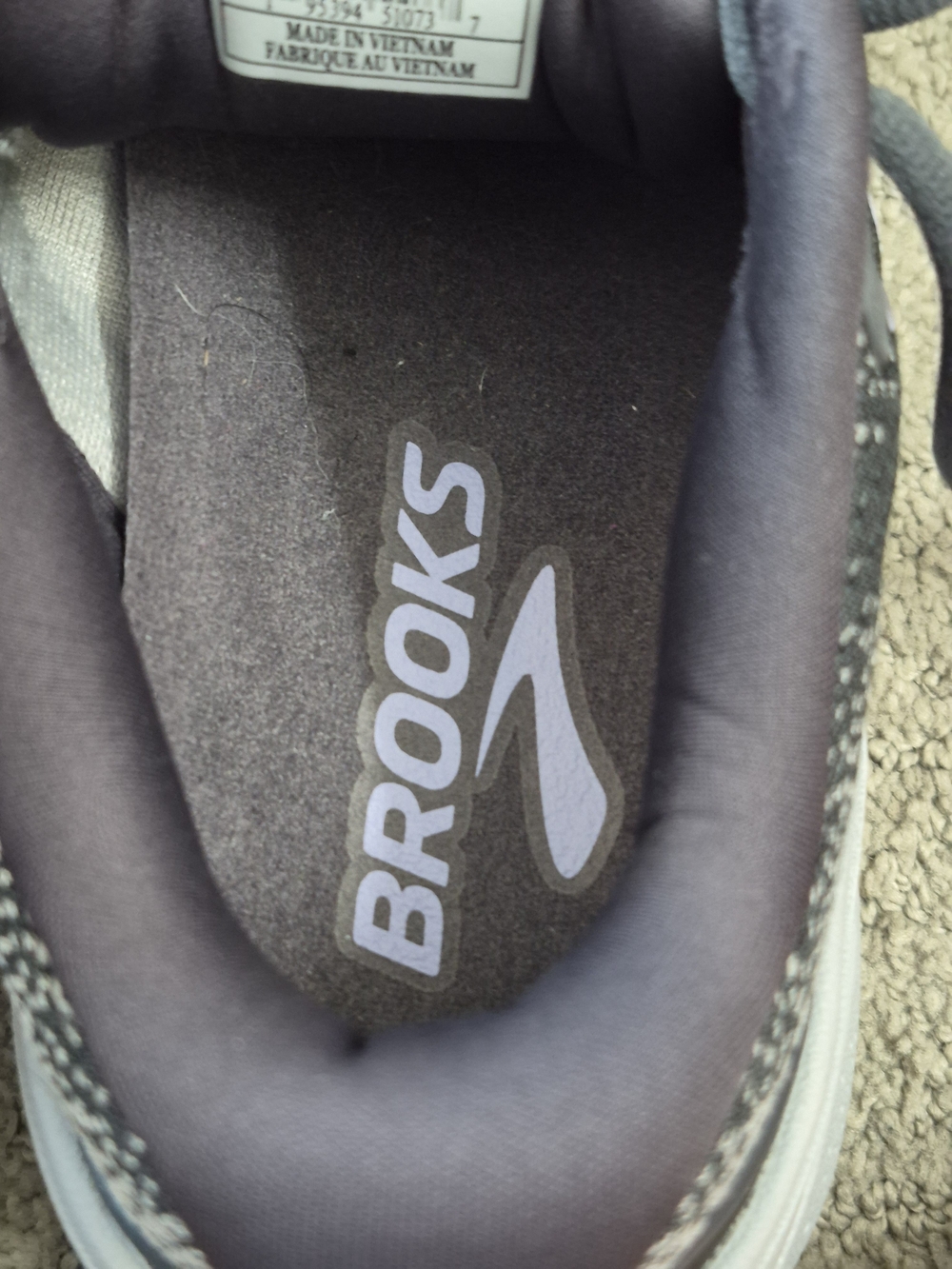 Brooks Women’s Ghost Max 2 Gray and Lavender Size 7.5B - Picture 9 of 9